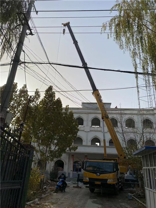 江安县设备吊装吊地磅吊钻机等设备