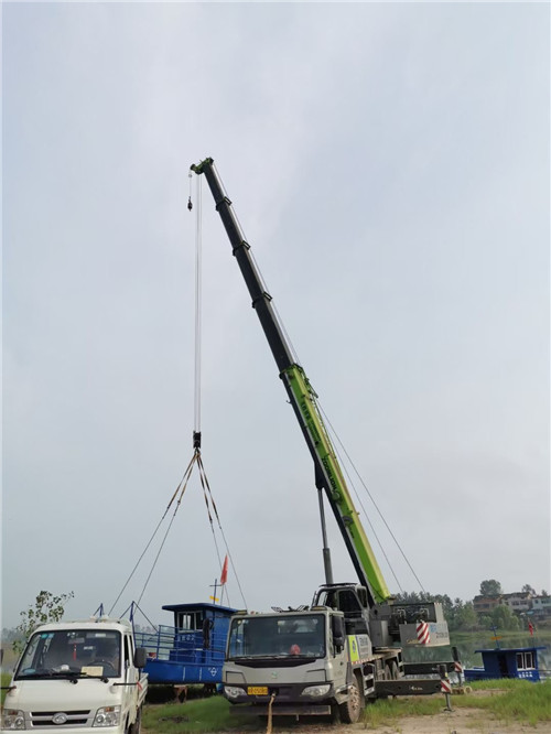 江安县桥梁建设吊装案例