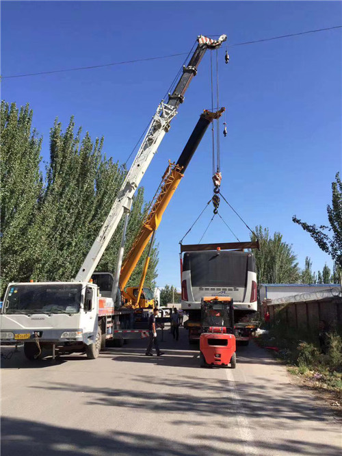 江安县港口集装箱搬运案例